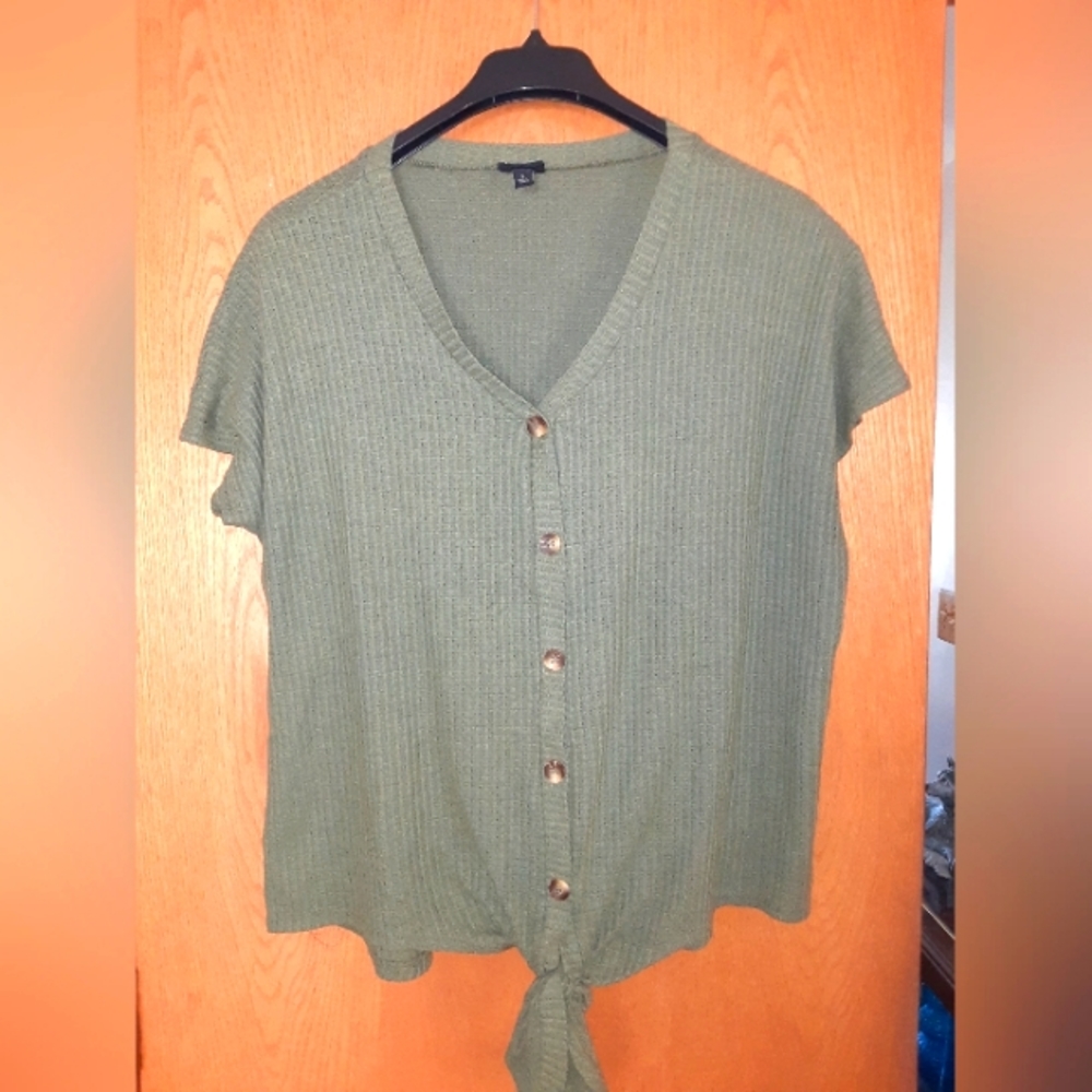 Womens plus size 2X, Torrid green knit top - Picture 1 of 3